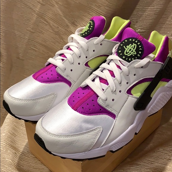 Nike Other - 😵NIKE AIR HUARACHE RUN ‘91 QS MENS BRAND NEW!!